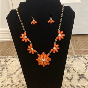 Vintage Chez Marianne Orange & Pearlescent White / Goldtone Necklace with earing